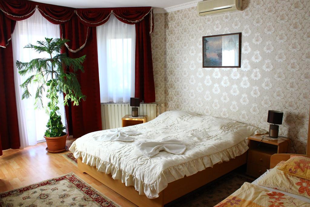 Bed and Breakfast Kalman Panzio Сегед Экстерьер фото